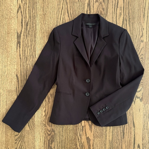 EUC Express Design Studio Two Button Blazer - Black - Size 8 - Picture 8 of 14